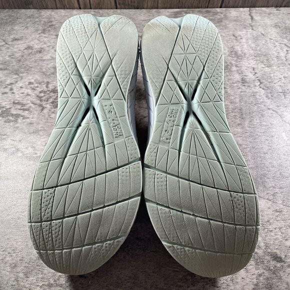 Hoka One One Carbon X 3 Radiant Yellow Camellia (1123193-RYCM) Women's 8.5 B - Picture 8 of 10